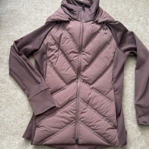 ATHLETA quilted/hooded jacket. Large